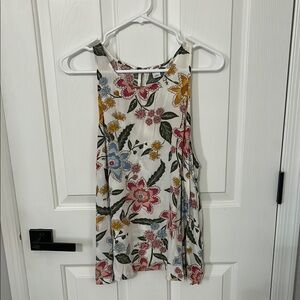 Old Navy Cream Relaxed Tank Top